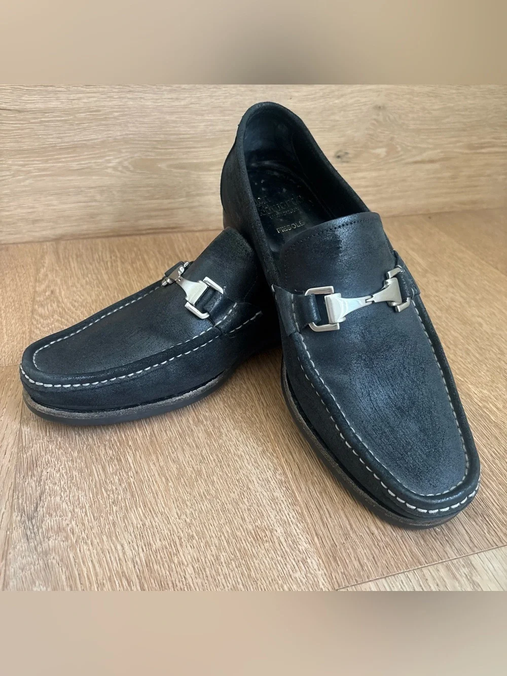 Allen Edmonds Italian Fiesole Men’s 9D Slip-On Black Waxed Leather Loafers